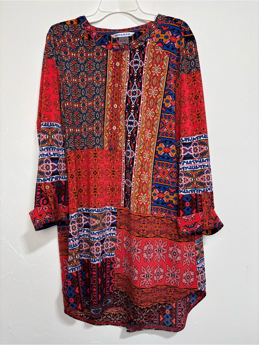 Nygard Red Blue Geometric Blouse 3/4 Sleeve Women's Medium Shirt Colorful